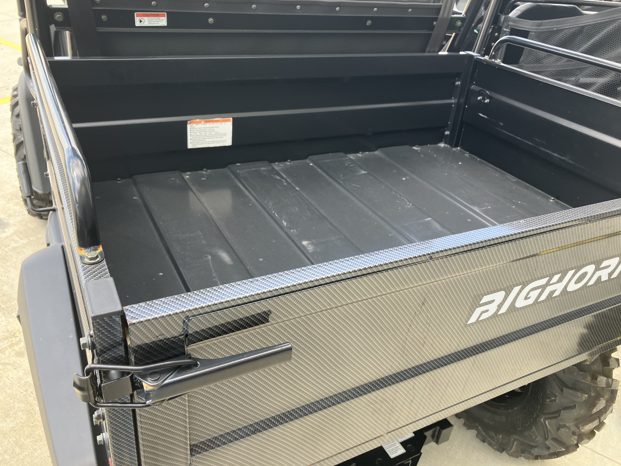 2024 Bighorn 450 VXL-T Image 5
