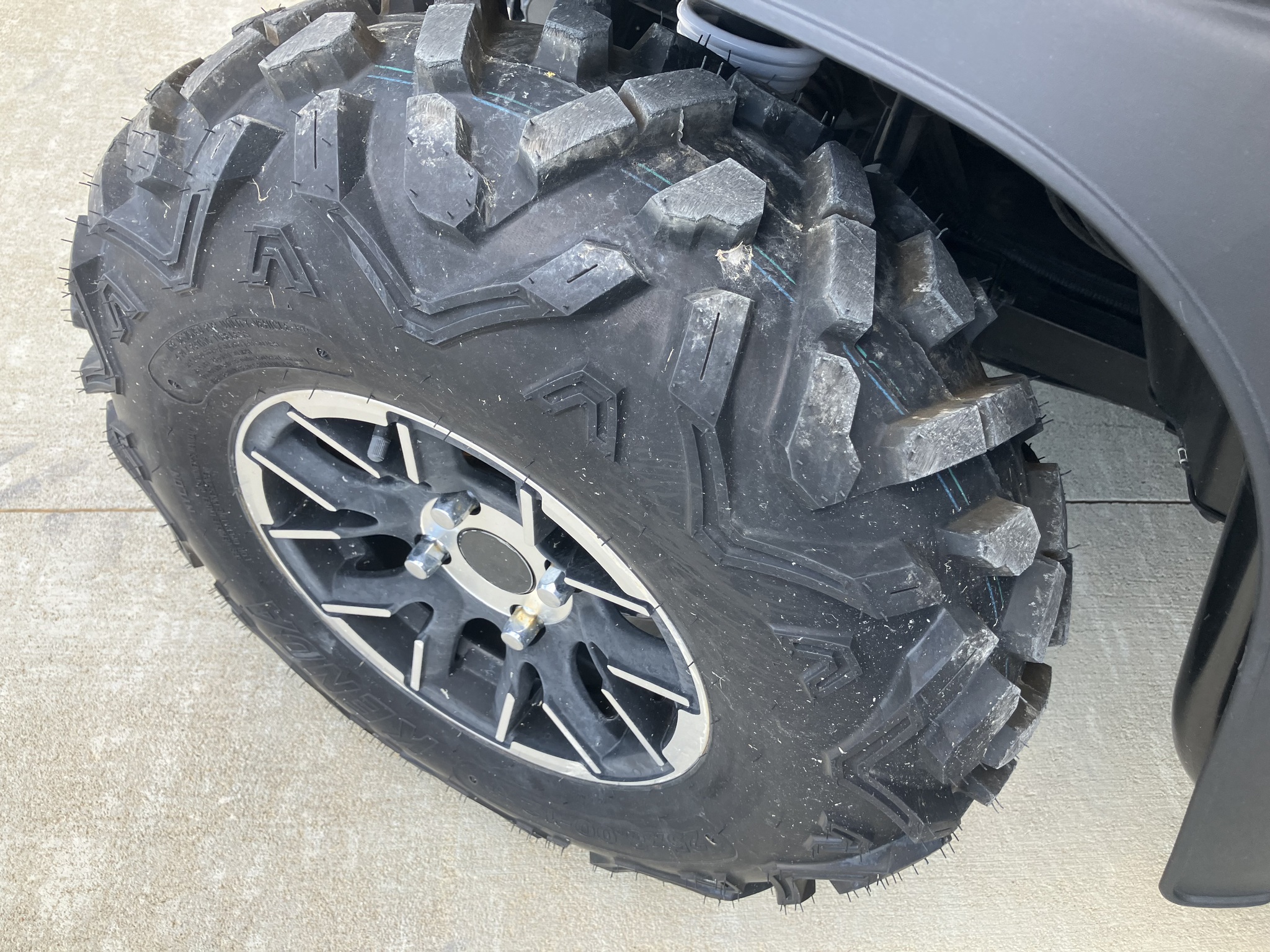 2024 Bighorn 450 VXL-T Image 7