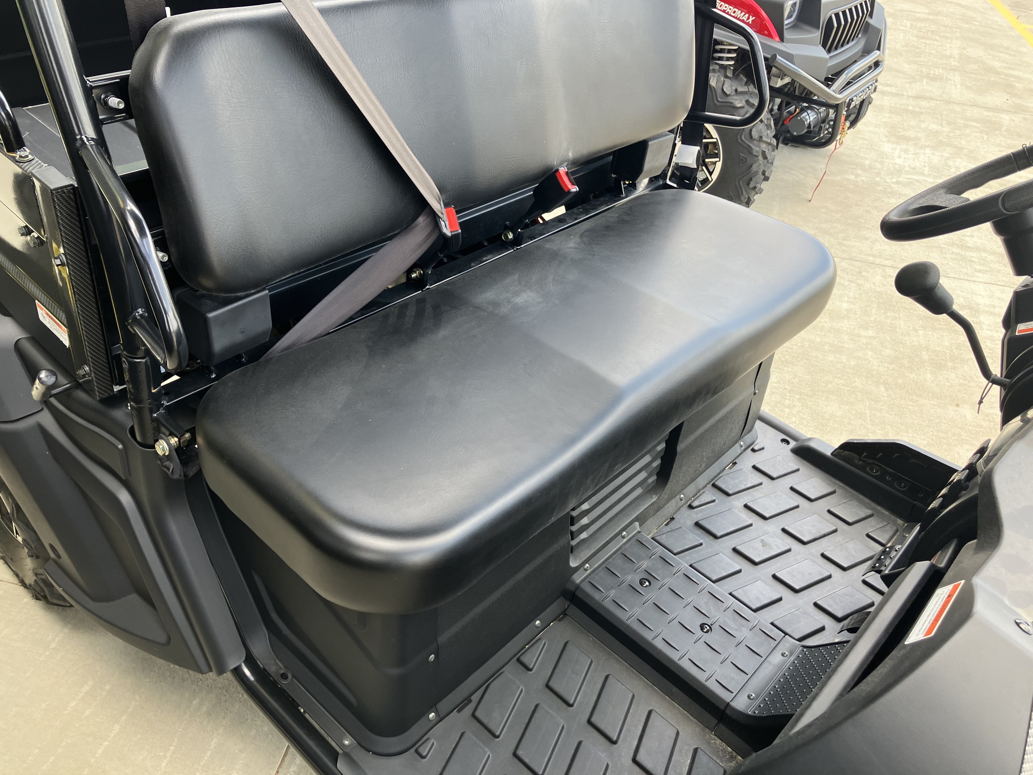 2024 Bighorn 450 VXL-T Image 10