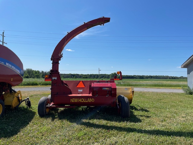 New Holland FP 230 Image 4