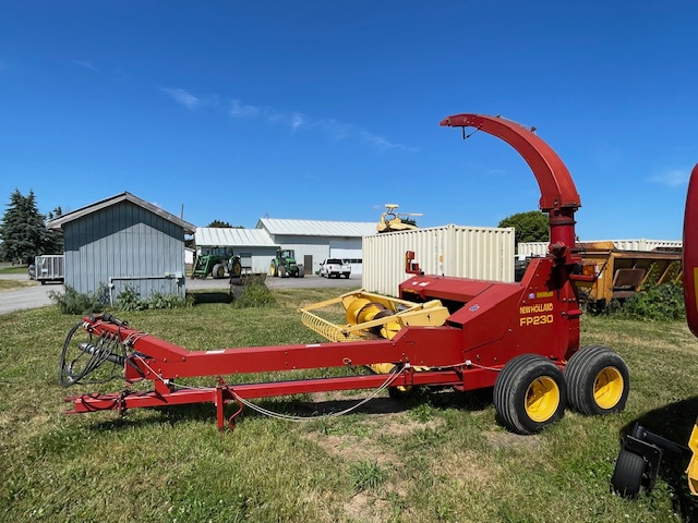 New Holland FP 230 Image 1