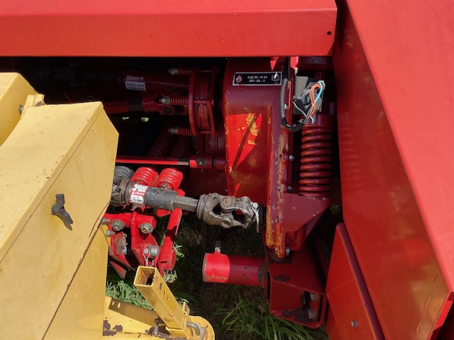 New Holland FP 230 Image 11