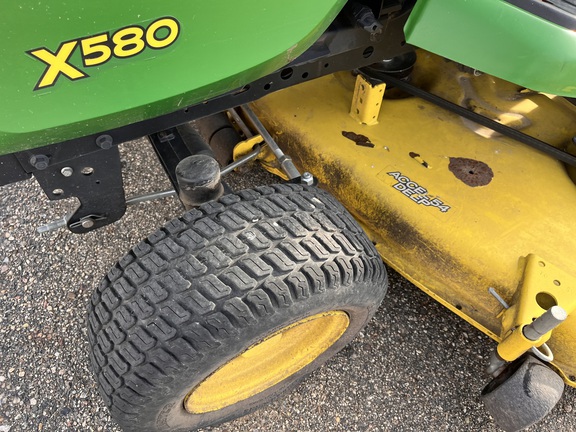 2017 John Deere X580 - Photo9