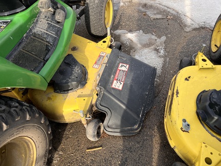 2017 John Deere X580 - Photo17