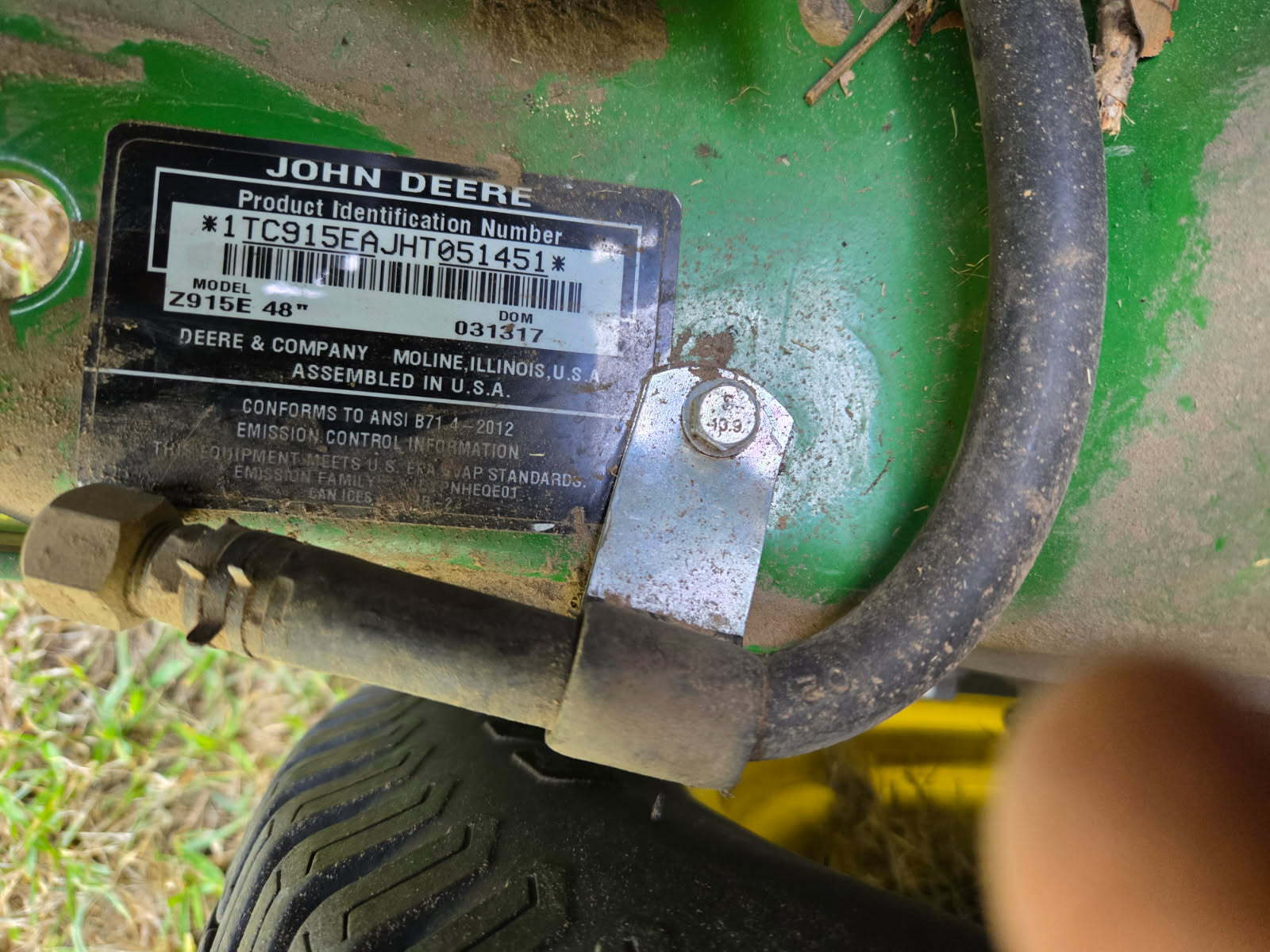2017 John Deere Z915E Image 8