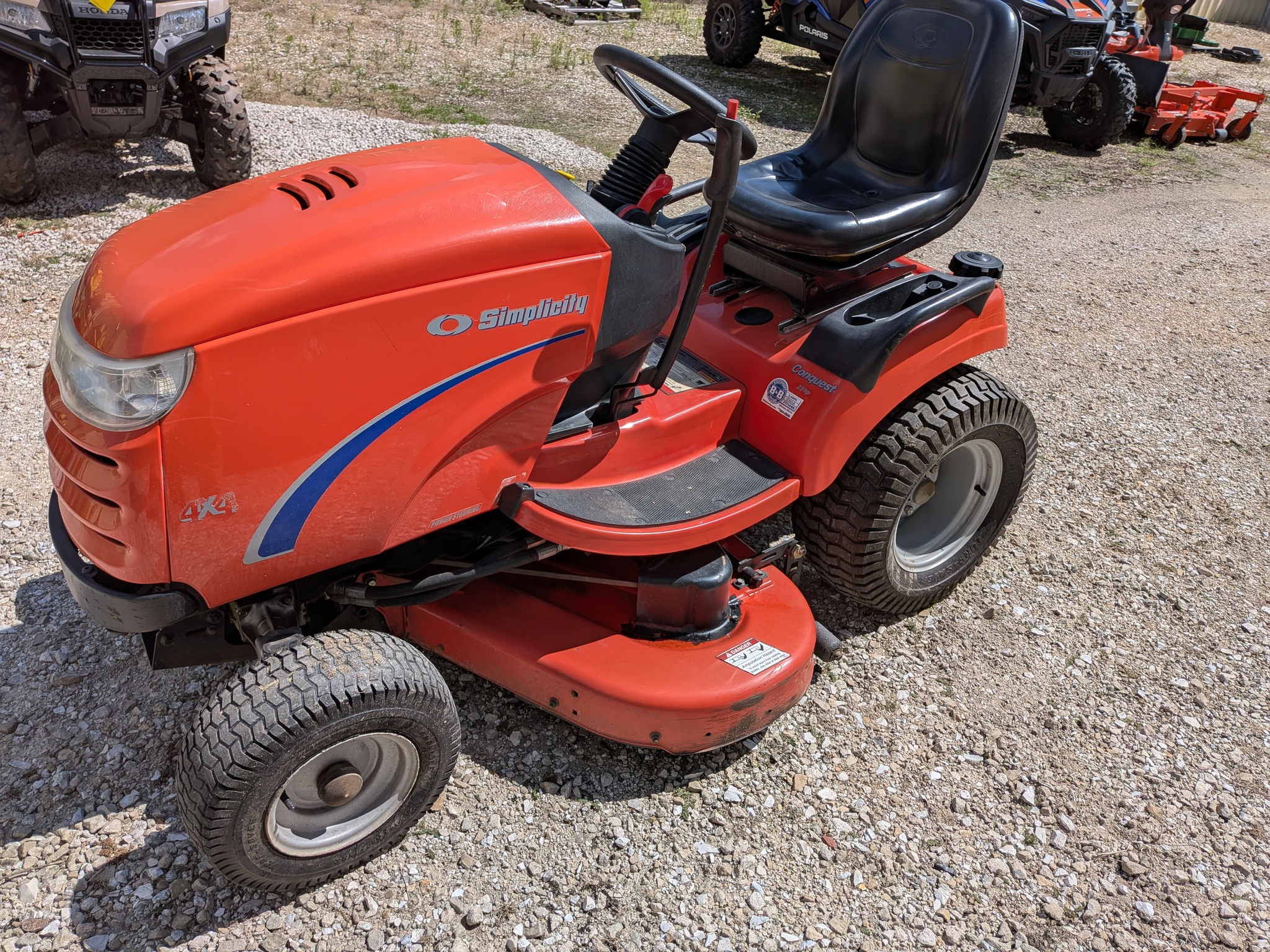  2012 Simplicity Conquest 23 at Heritage Tractor in Galesburg, IL