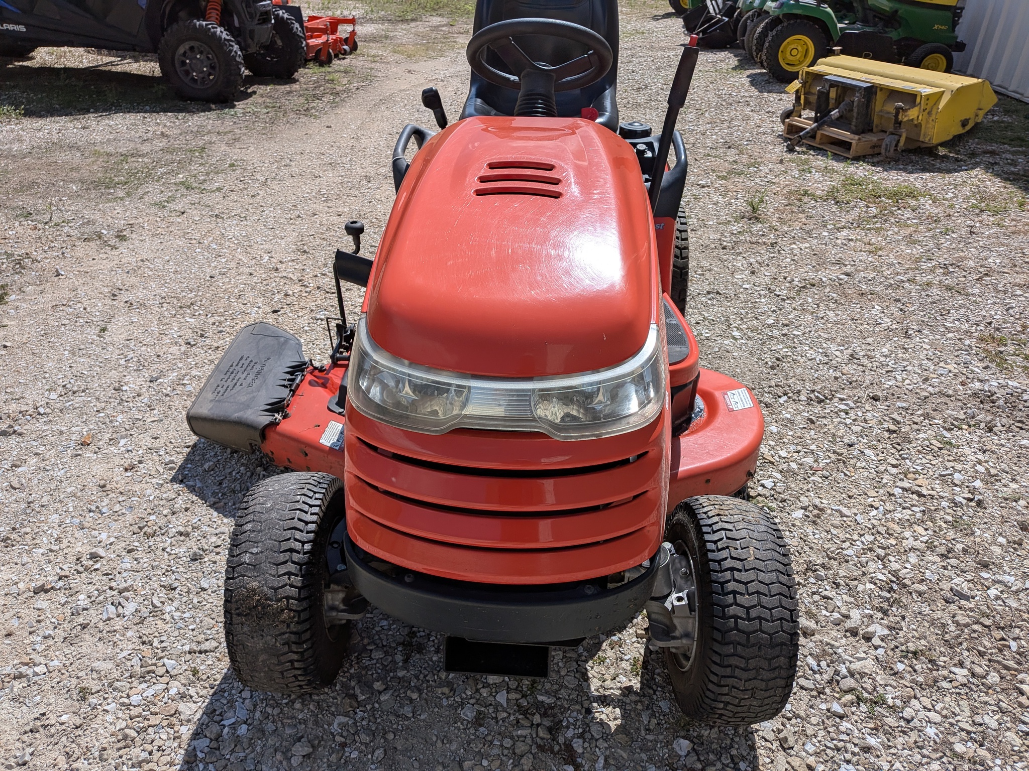  2012 Simplicity Conquest 23 at Heritage Tractor in Galesburg, IL