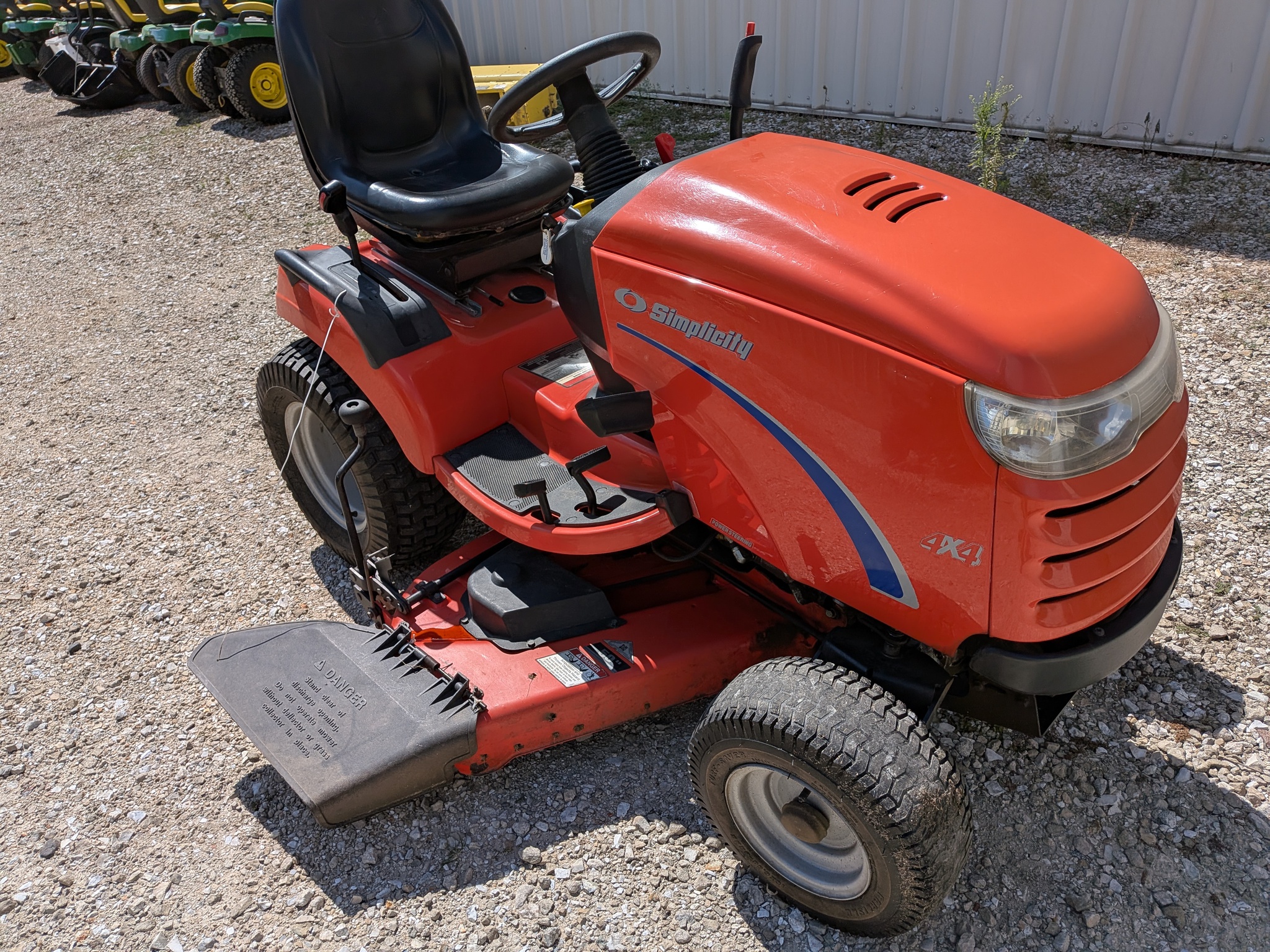  2012 Simplicity Conquest 23 at Heritage Tractor in Galesburg, IL