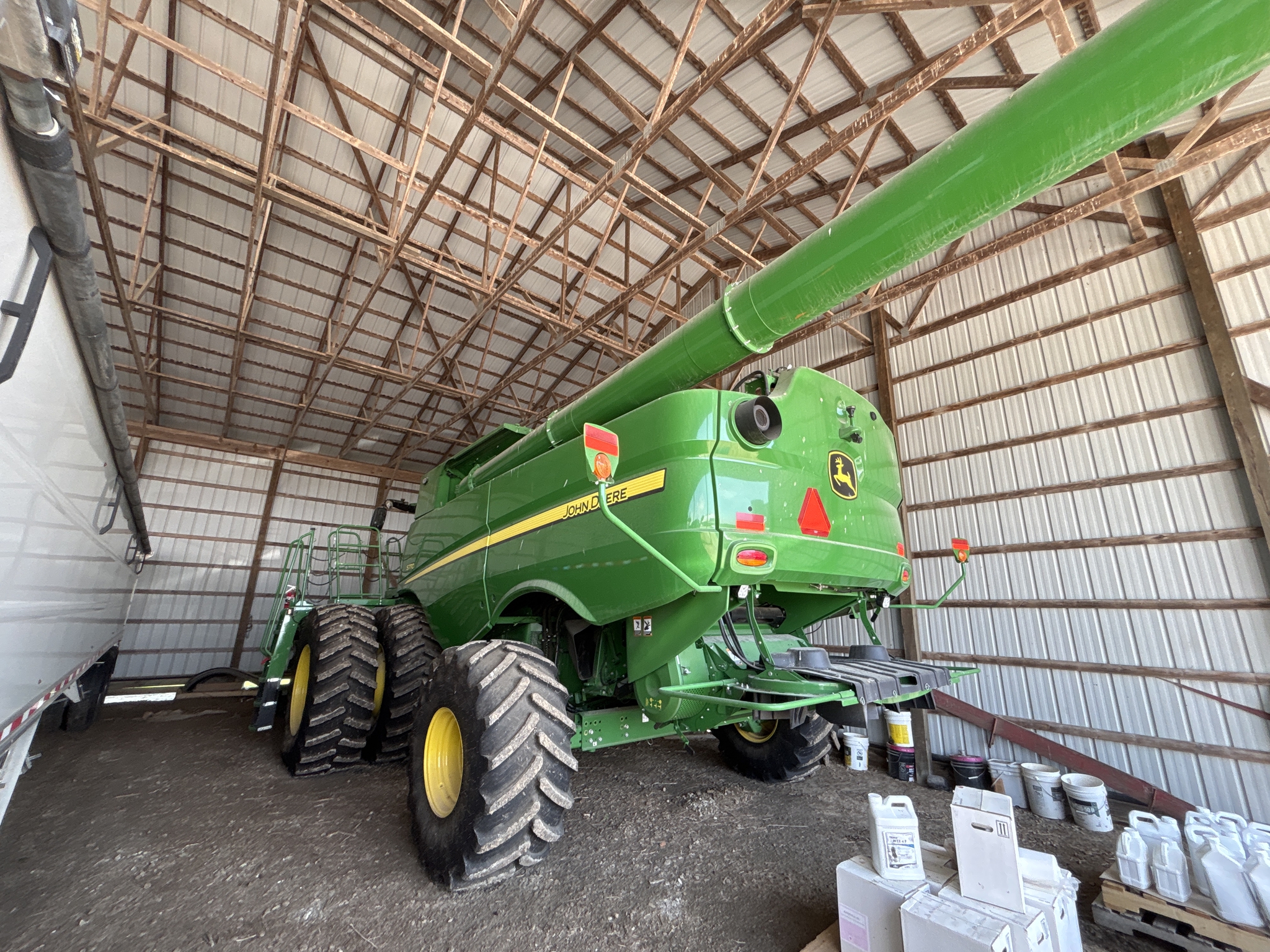 Used 2024 John Deere S770 Combines at Koenig Equipment in Urbana, OH - PhotoXL2