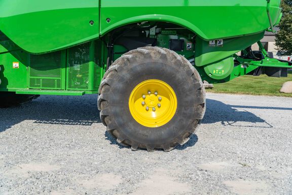 Used 2024 John Deere S770 Combines at Koenig Equipment in Urbana, OH - Photo10