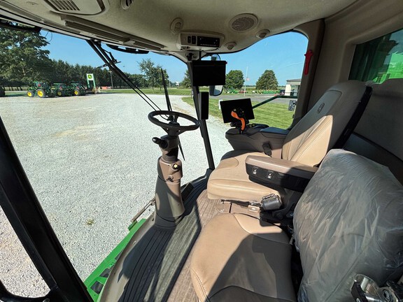 Used 2024 John Deere S770 Combines at Koenig Equipment in Urbana, OH - Photo37