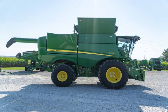 Used 2024 John Deere S770 Combines at Koenig Equipment in Urbana, OH - Photo6