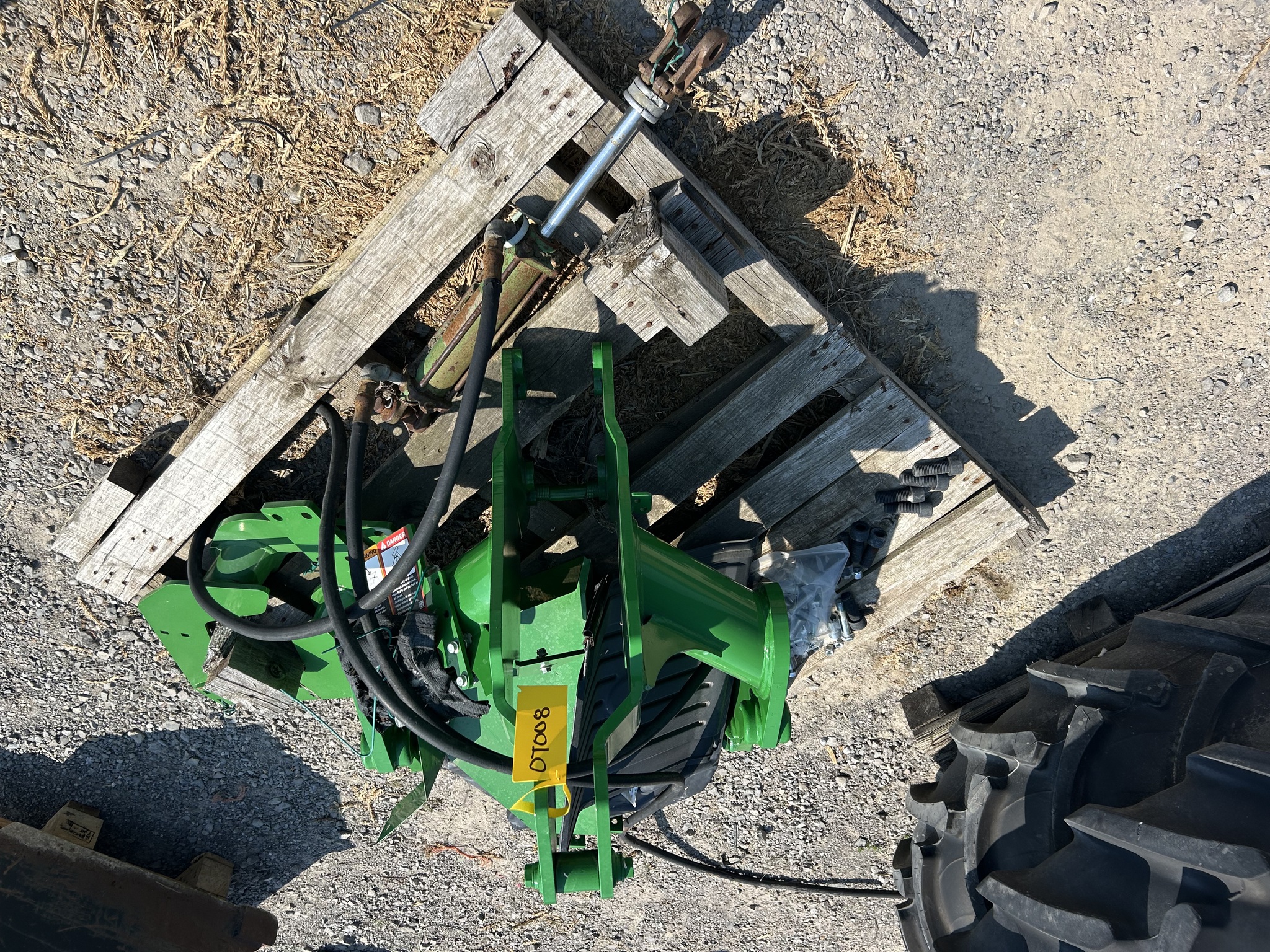 John Deere 520M Image 3