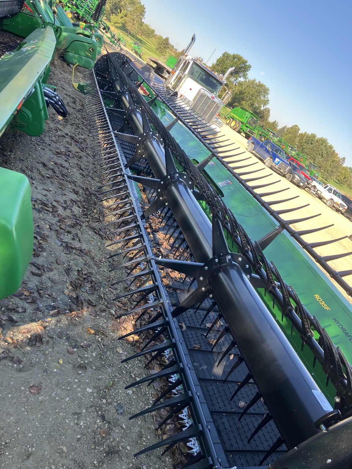 2023 John Deere RD35F Image 3