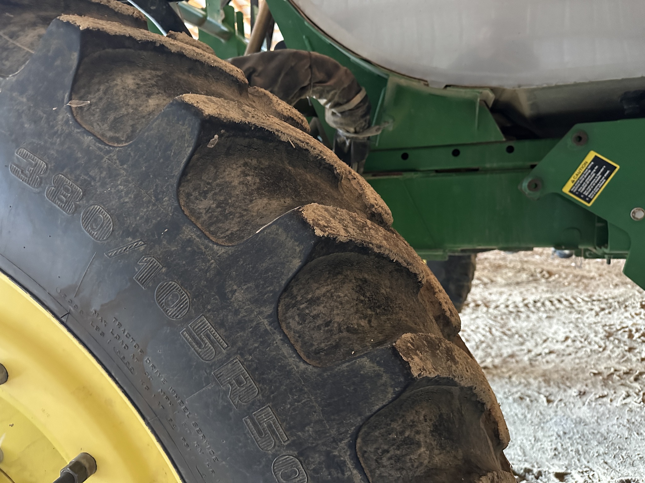 2014 John Deere 4940 Image 21