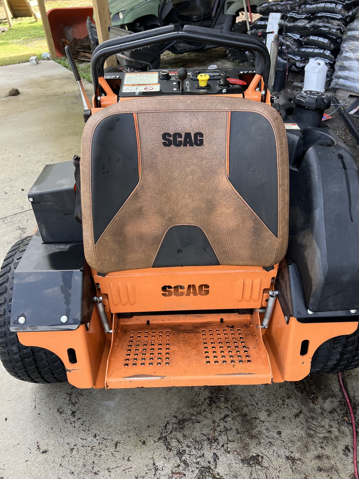 2023 Scag SVRII61V-38F Image 4