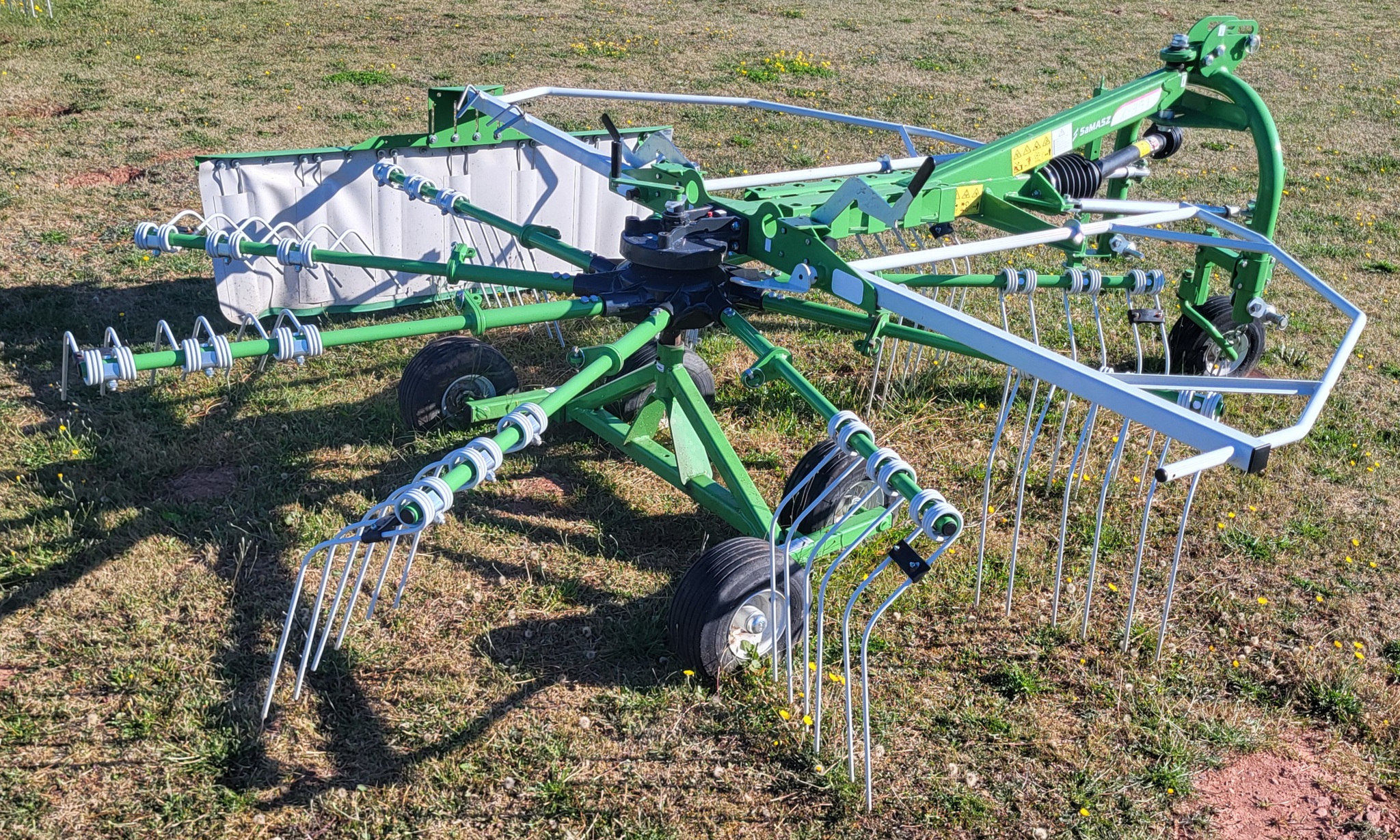 2022 Samasz Z-351 Rotary Rake w/Ground Following Wheel Image 3