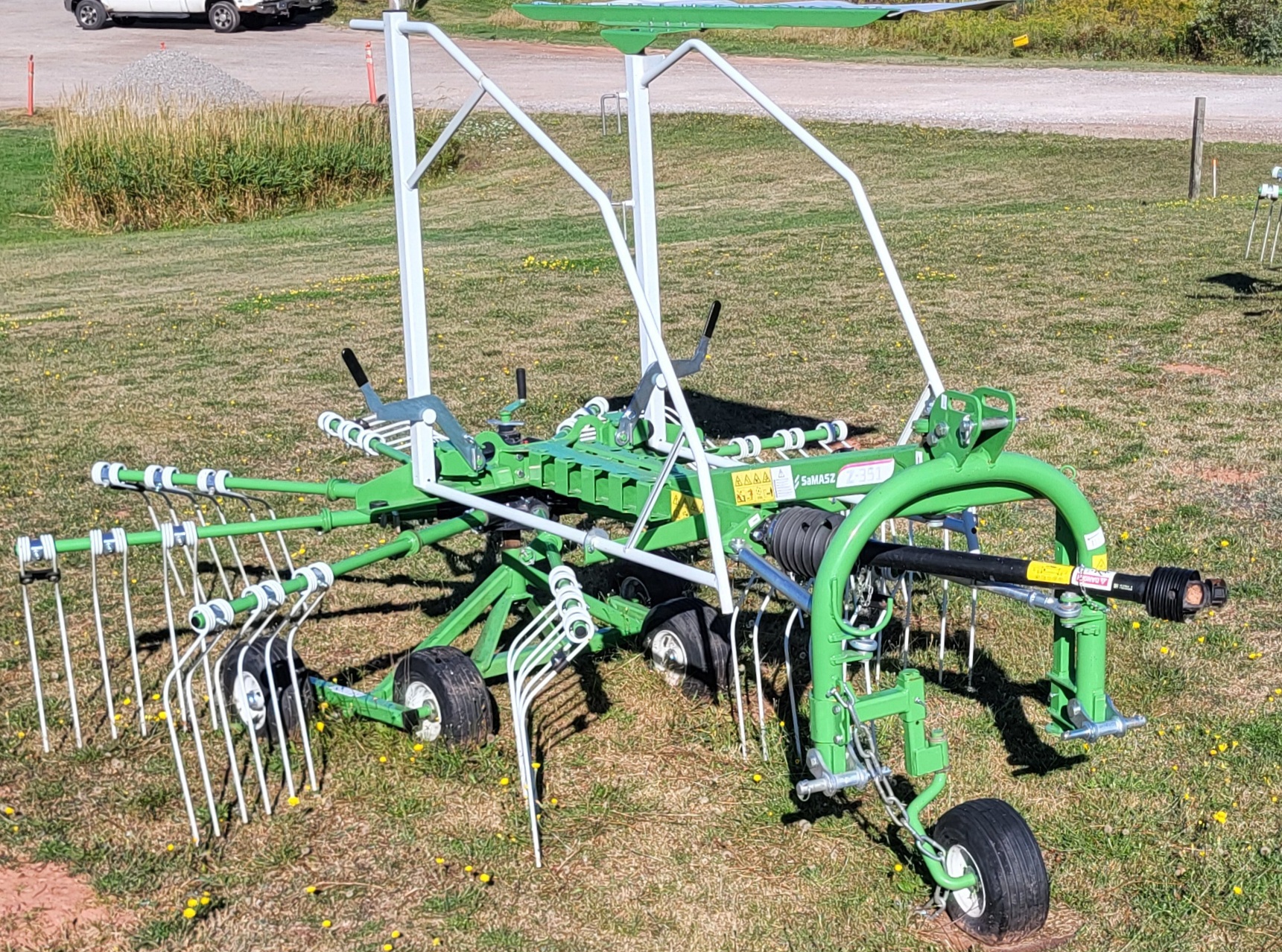 2022 Samasz Z-351 Rotary Rake w/Ground Following Wheel Image 5