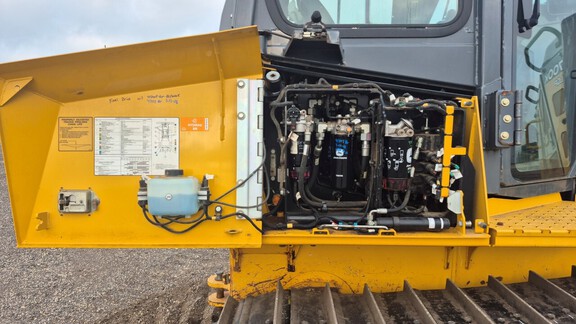 2018 John Deere 700K