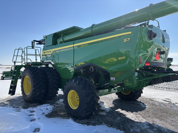 Used 2025 John Deere S7 800 Combines at Koenig Equipment in Greensburg, IN - Photo1