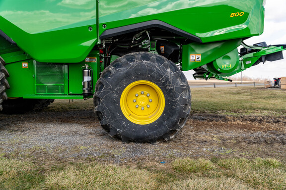 Used 2025 John Deere S7 800 Combines at Koenig Equipment in Greensburg, IN - Photo9