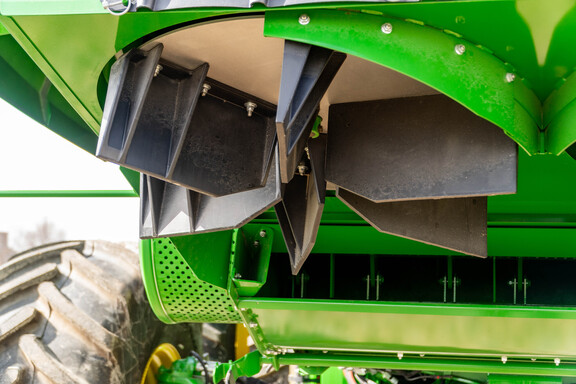 Used 2025 John Deere S7 800 Combines at Koenig Equipment in Greensburg, IN - Photo23