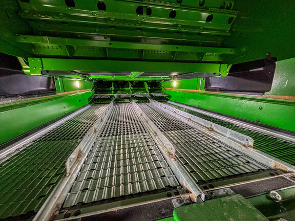 Used 2025 John Deere S7 800 Combines at Koenig Equipment in Greensburg, IN - Photo25