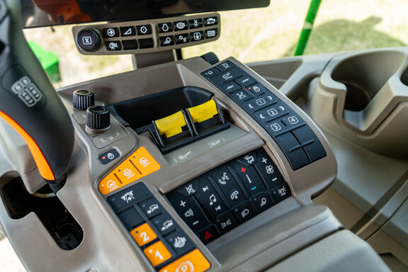 Used 2025 John Deere S7 800 Combines at Koenig Equipment in Greensburg, IN - Photo43