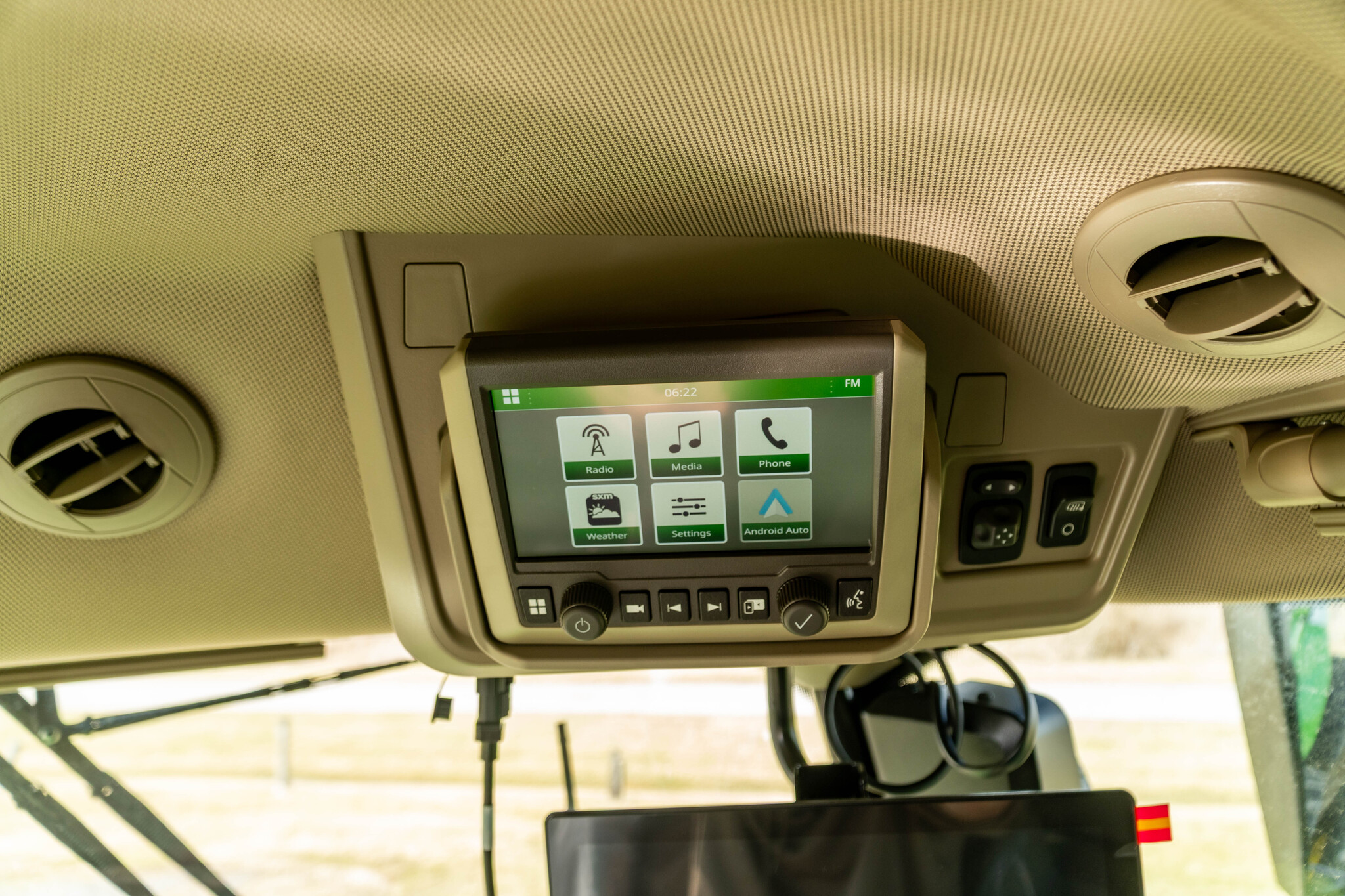 Used 2025 John Deere S7 800 Combines at Koenig Equipment in Greensburg, IN - PhotoXL47