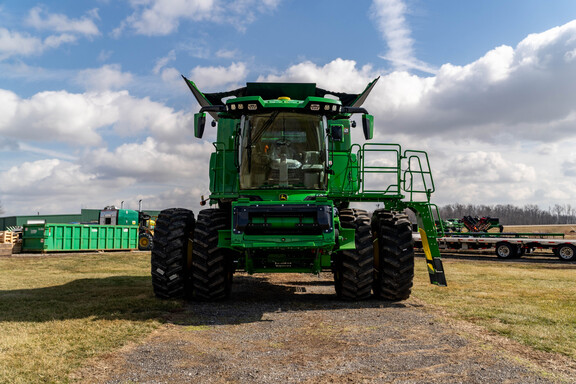 Used 2025 John Deere S7 800 Combines at Koenig Equipment in Greensburg, IN - Photo7