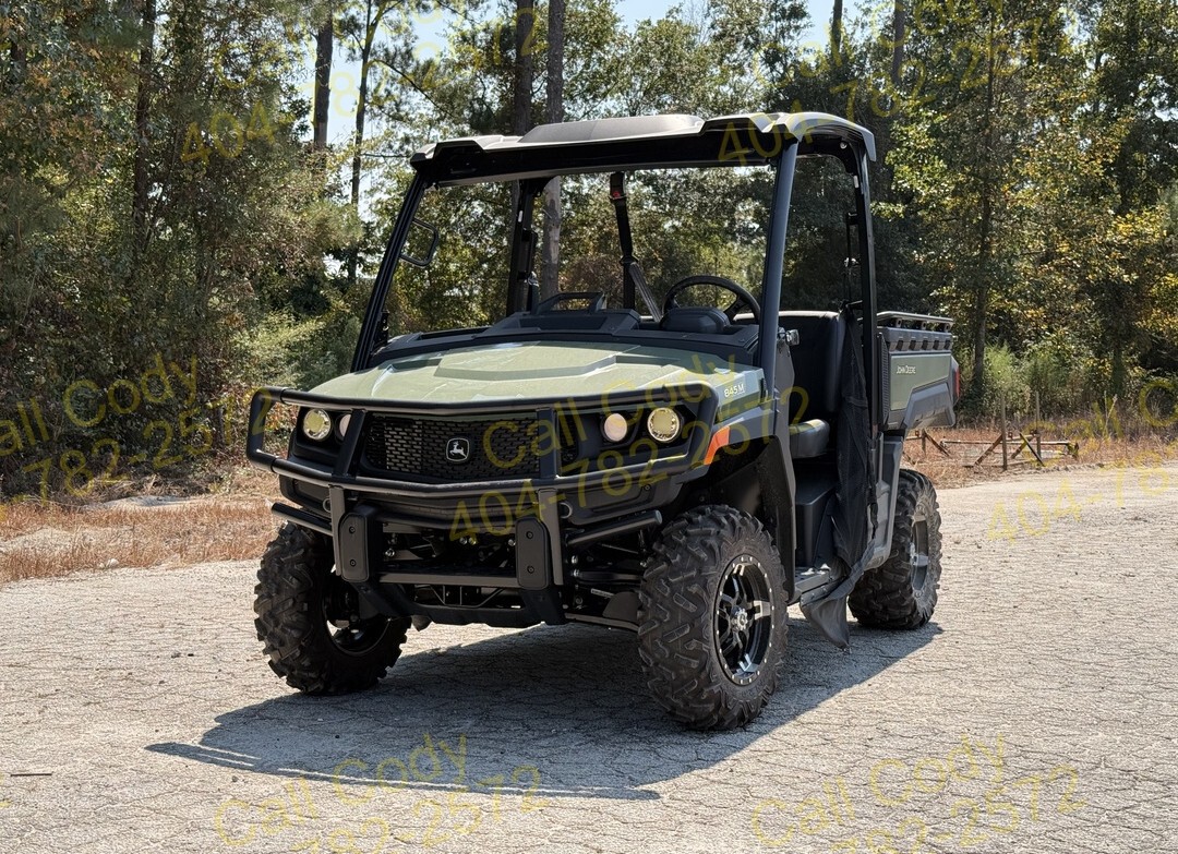 2025 John Deere XUV845M Image 1