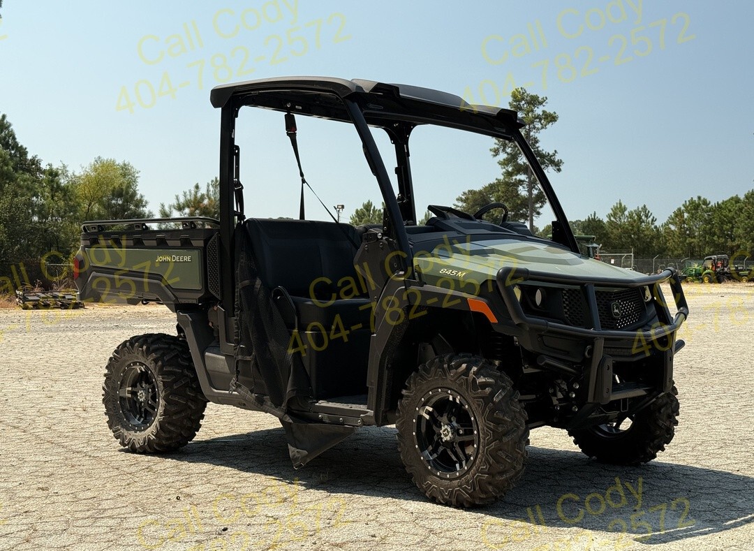 2025 John Deere XUV845M Image 4