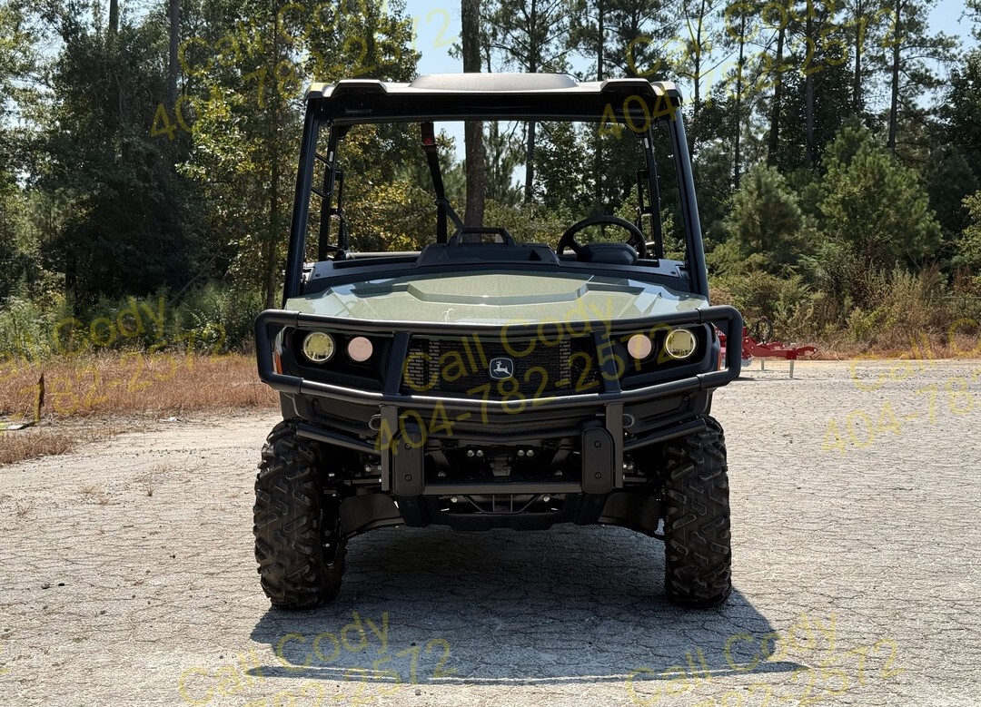 2025 John Deere XUV845M Image 11