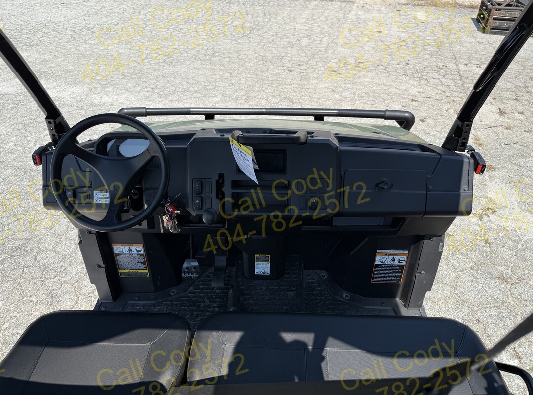 2025 John Deere XUV845M Image 12