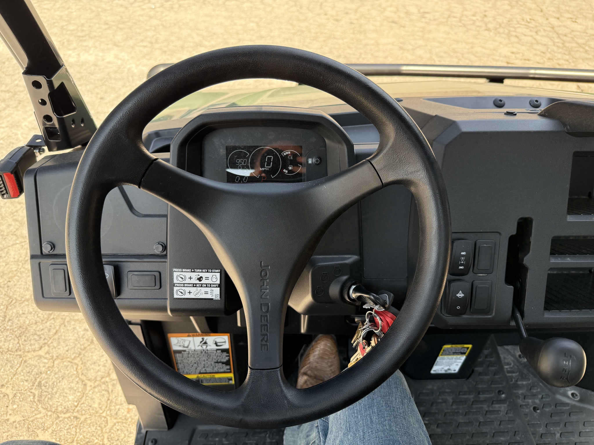 2025 John Deere XUV845M Image 7