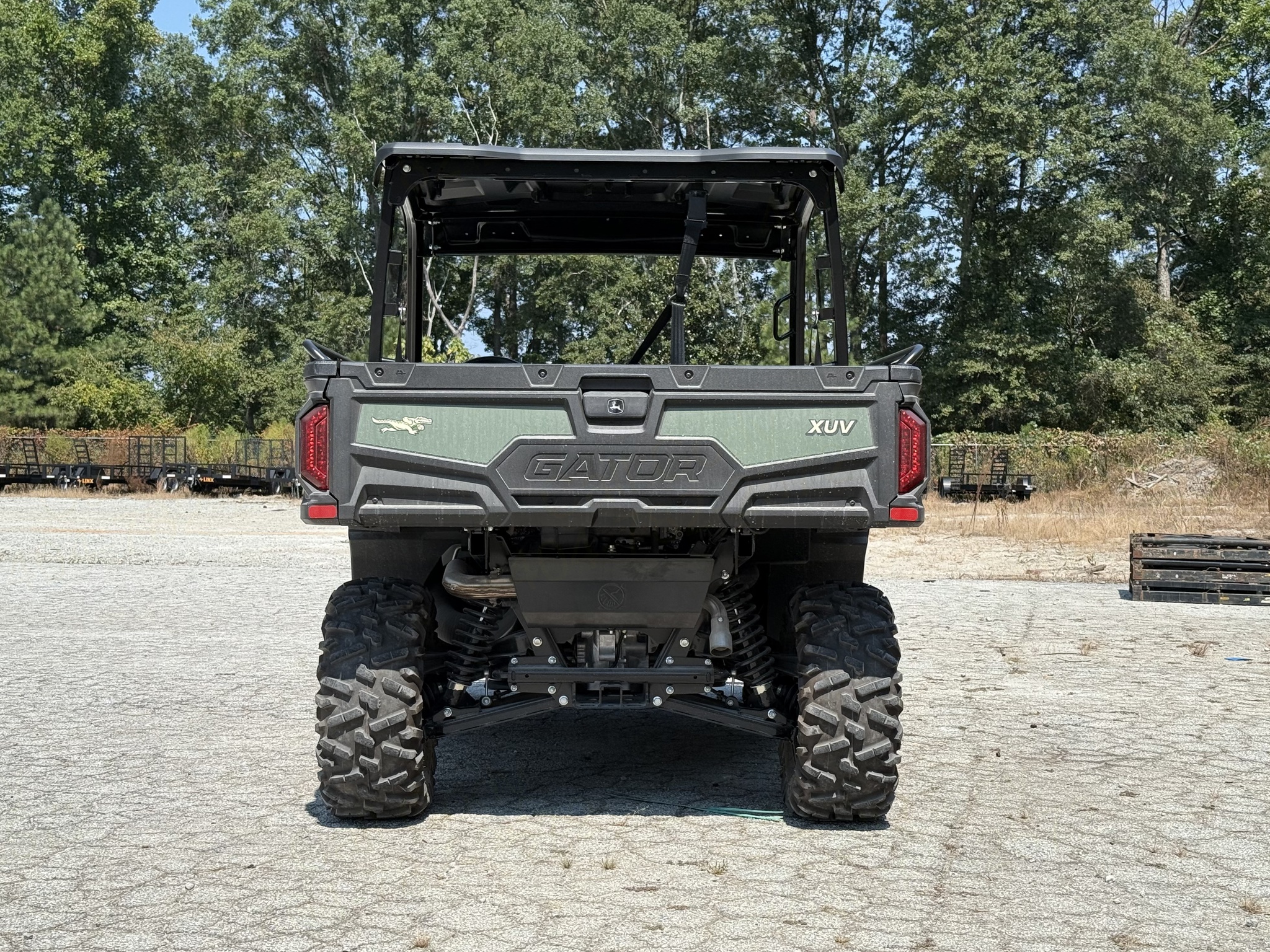 2025 John Deere XUV845M Image 9