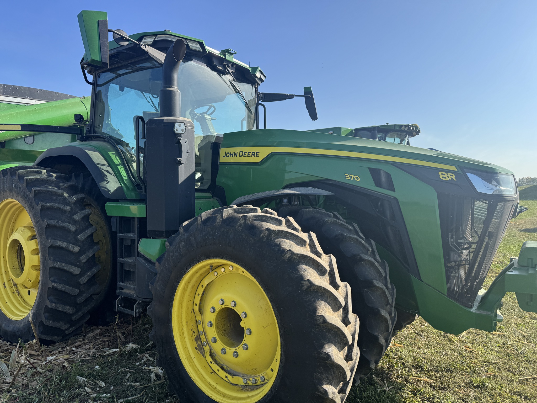 2023 John Deere 8R 370 Image 5