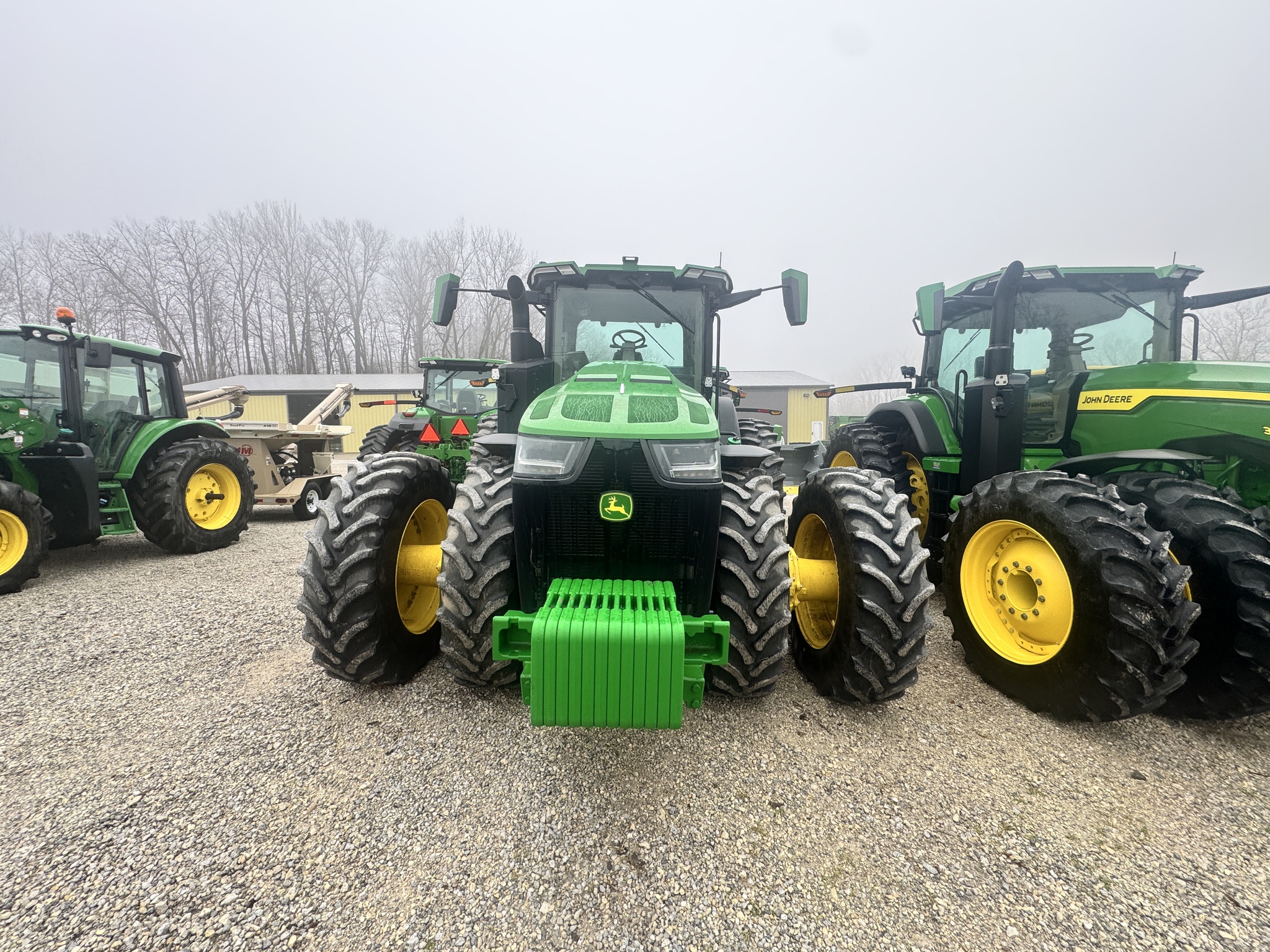 2023 John Deere 8R 370 Image 9