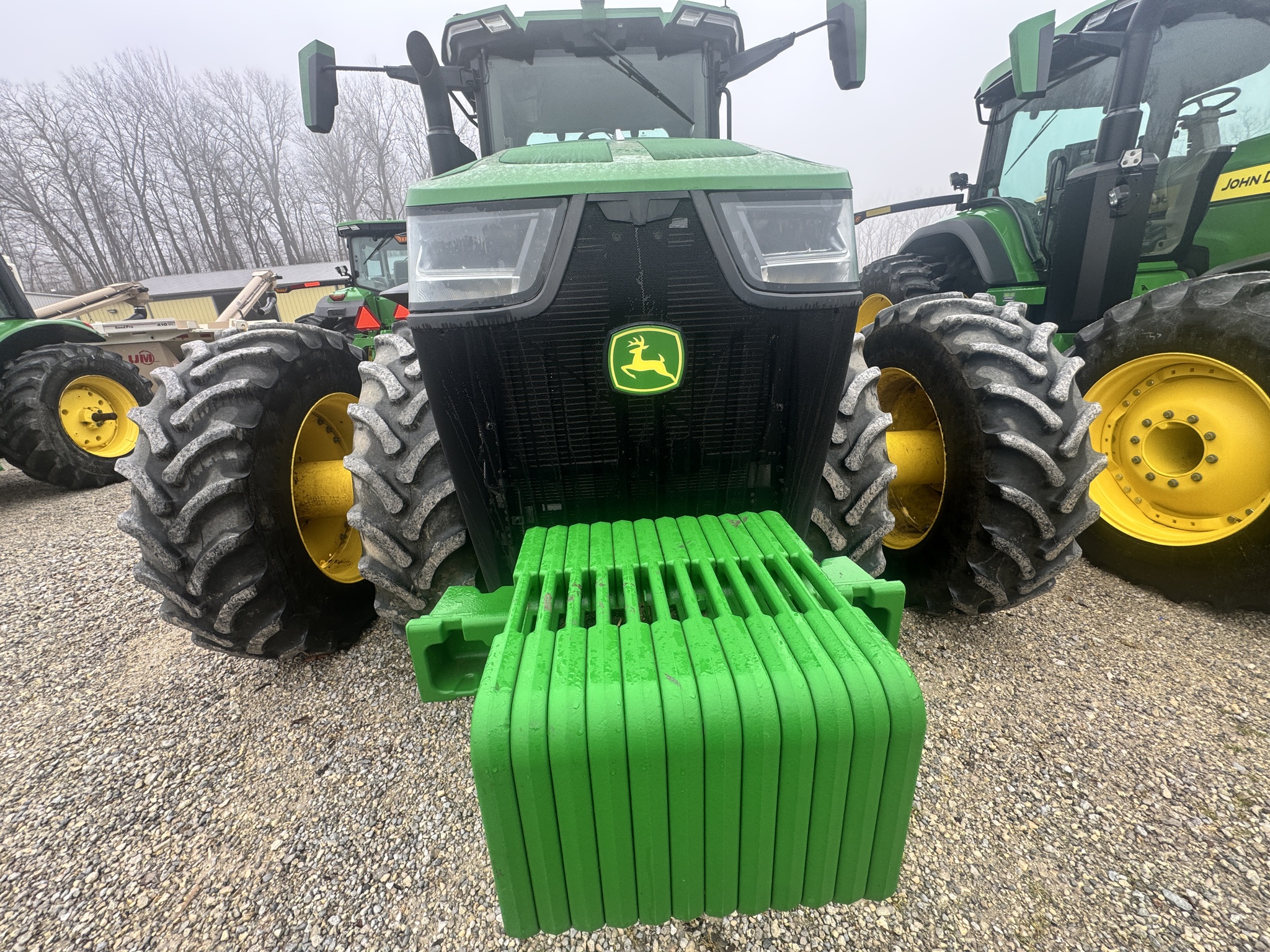 2023 John Deere 8R 370 Image 11