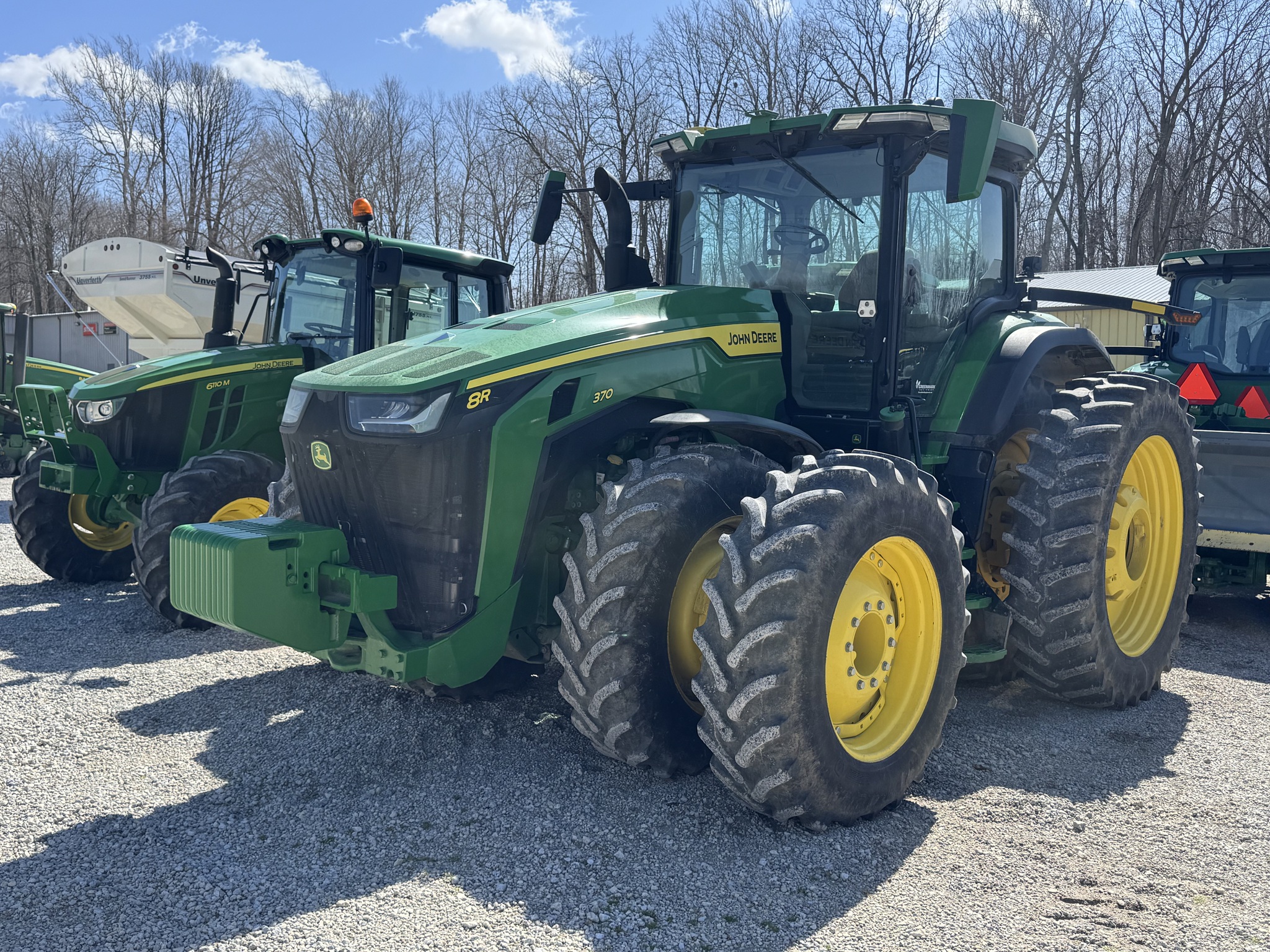 2023 John Deere 8R 370 Image 1