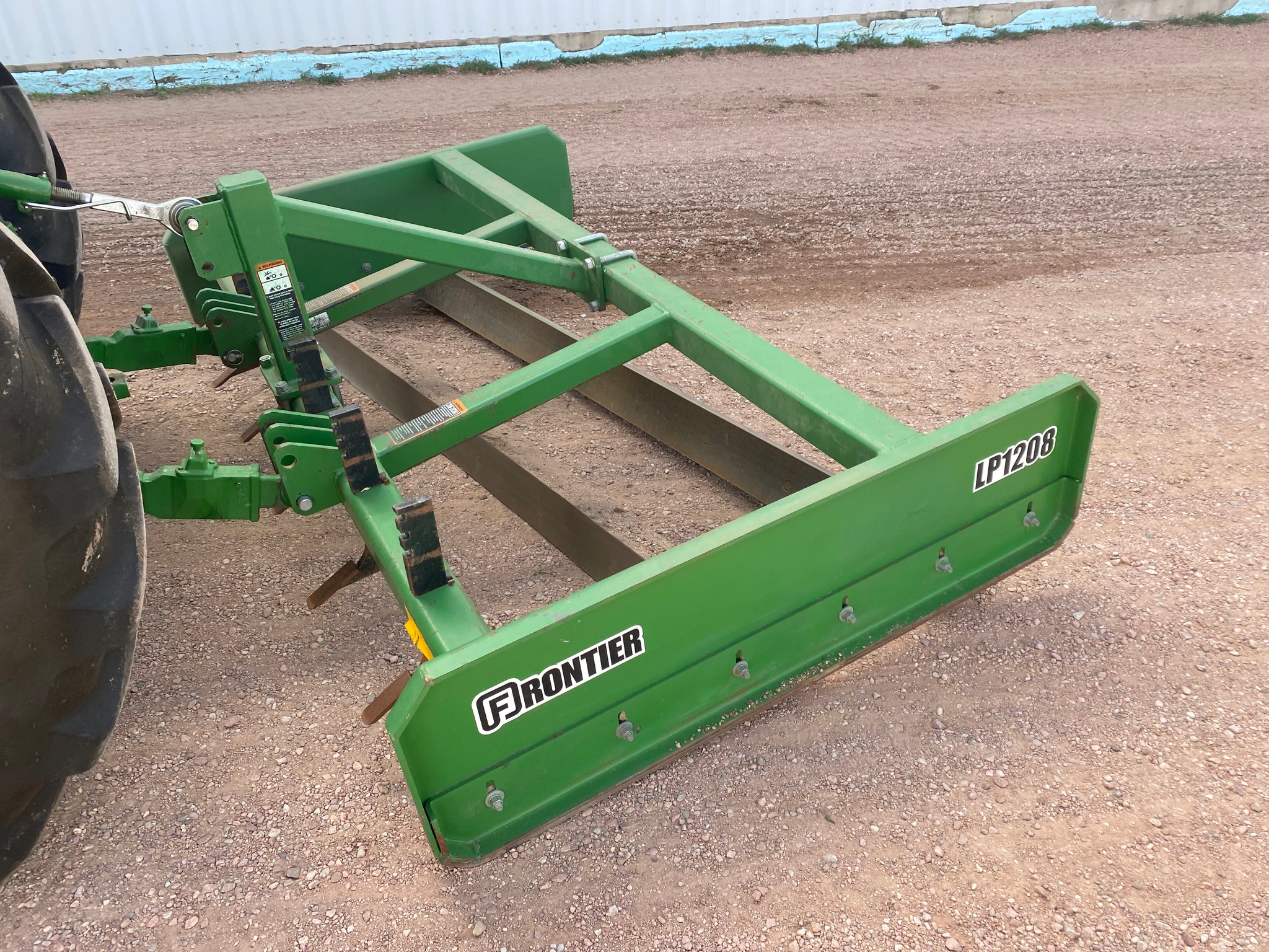 2022 John Deere 5100M Image 26