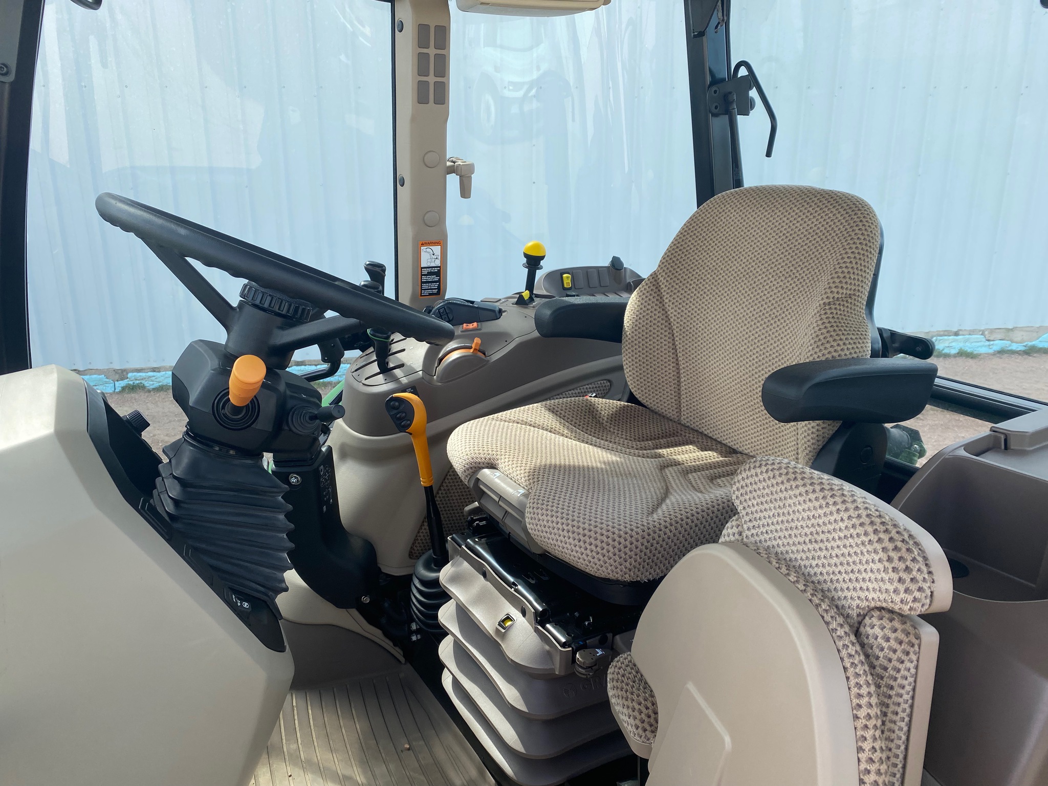 2022 John Deere 5100M Image 12