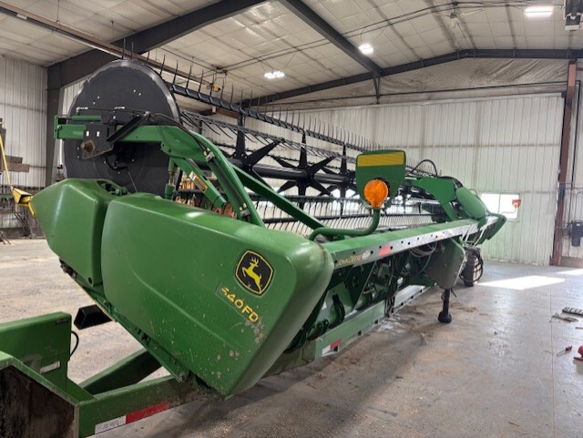 2013 John Deere 640FD Image 1