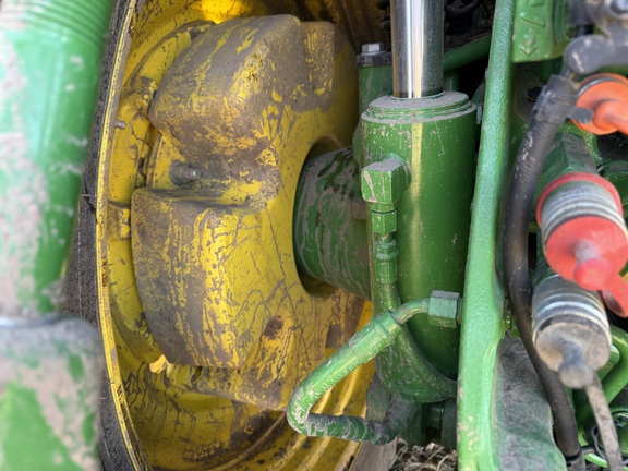 2025 John Deere 8R 340 - Photo19