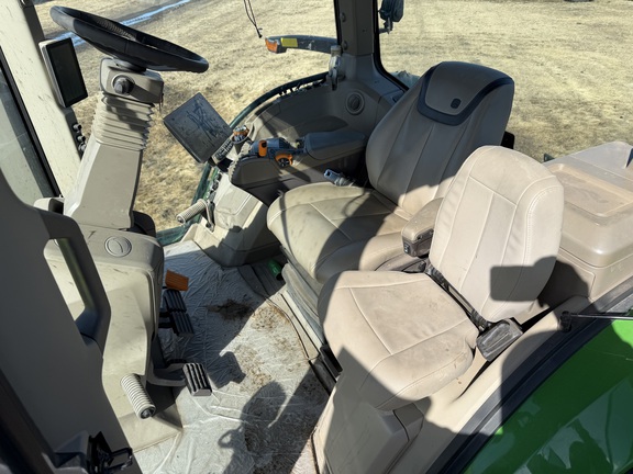 2025 John Deere 8R 340 - Photo29