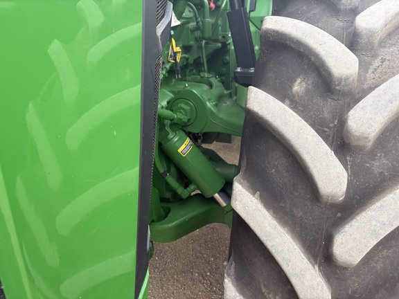 2025 John Deere 8R 340 - Photo8