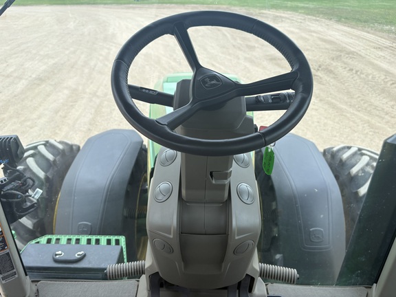 2025 John Deere 8R 340 - Photo23