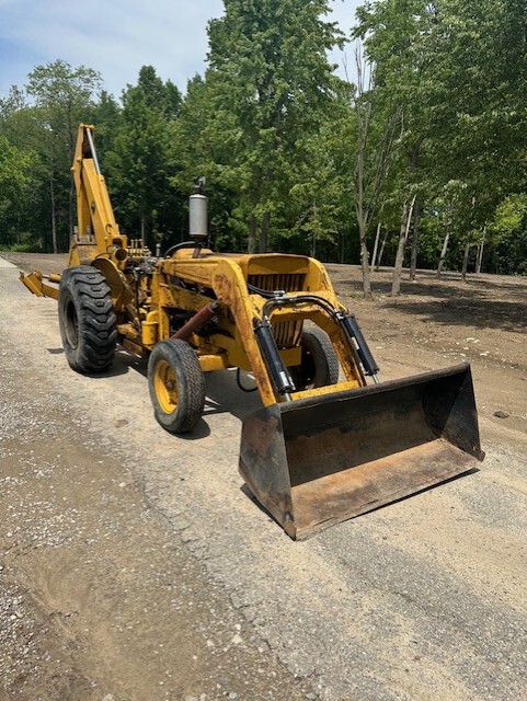 1975 Massey Ferguson 165 Image 2