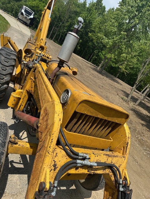1975 Massey Ferguson 165 Image 7