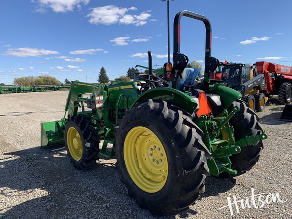 Photo of 2024 John Deere 5067E